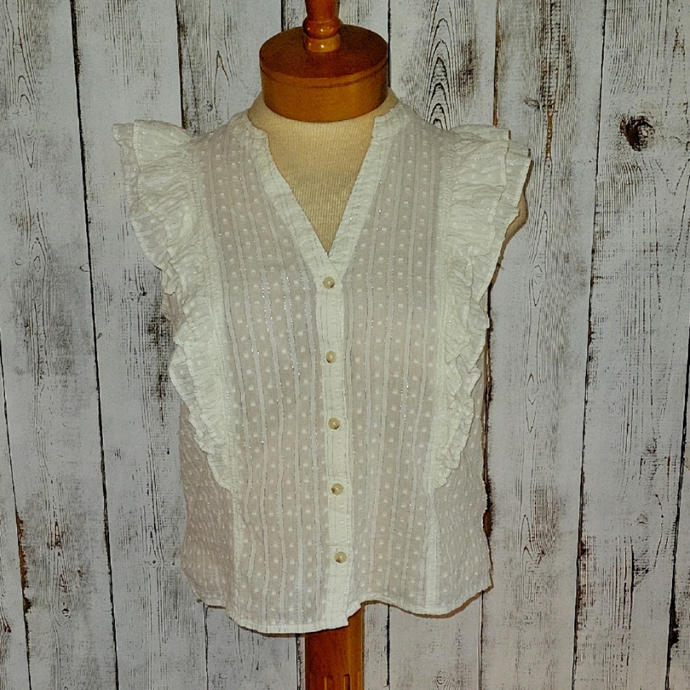 Pilcro White Sleeveless Ruffled Eyelet Button-Front Blouse - Picture 2 of 10